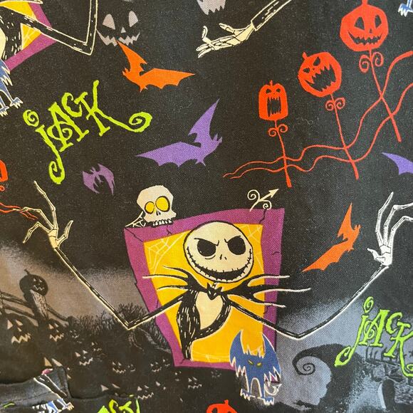 Nursing scrubs Disney Tim Burton’s Nightmare Before Christmas size XS - Picture 3 of 7